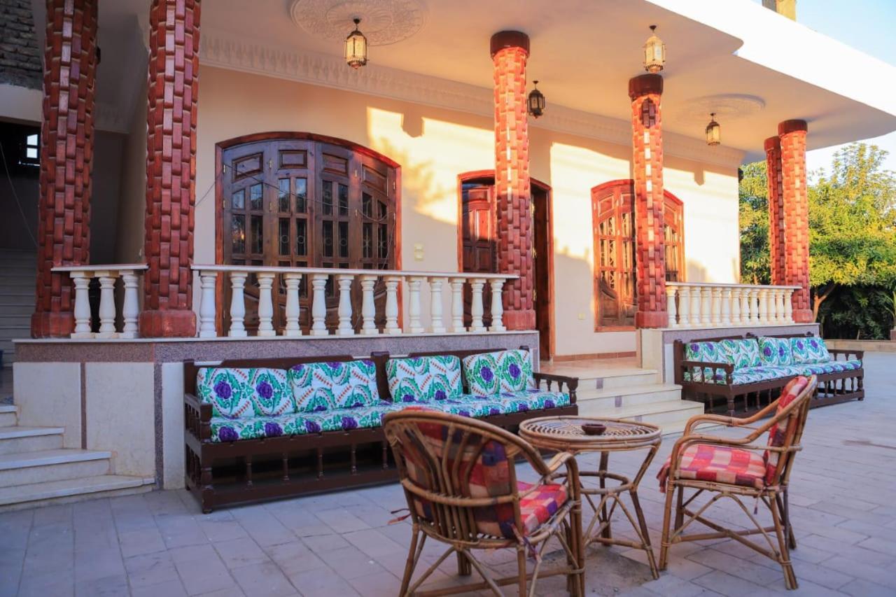 Tomorrow Land Villa Luxor Luaran gambar