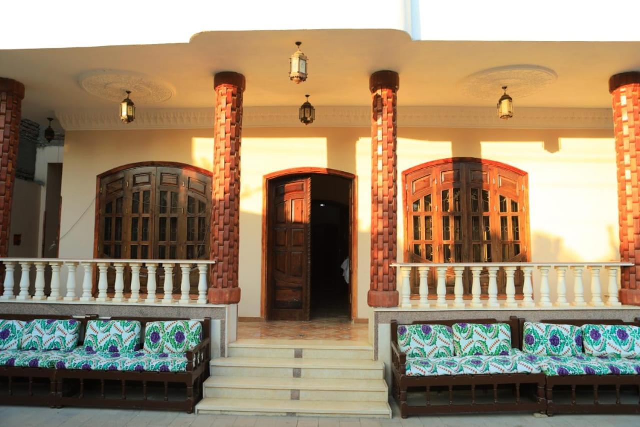 Tomorrow Land Villa Luxor Luaran gambar