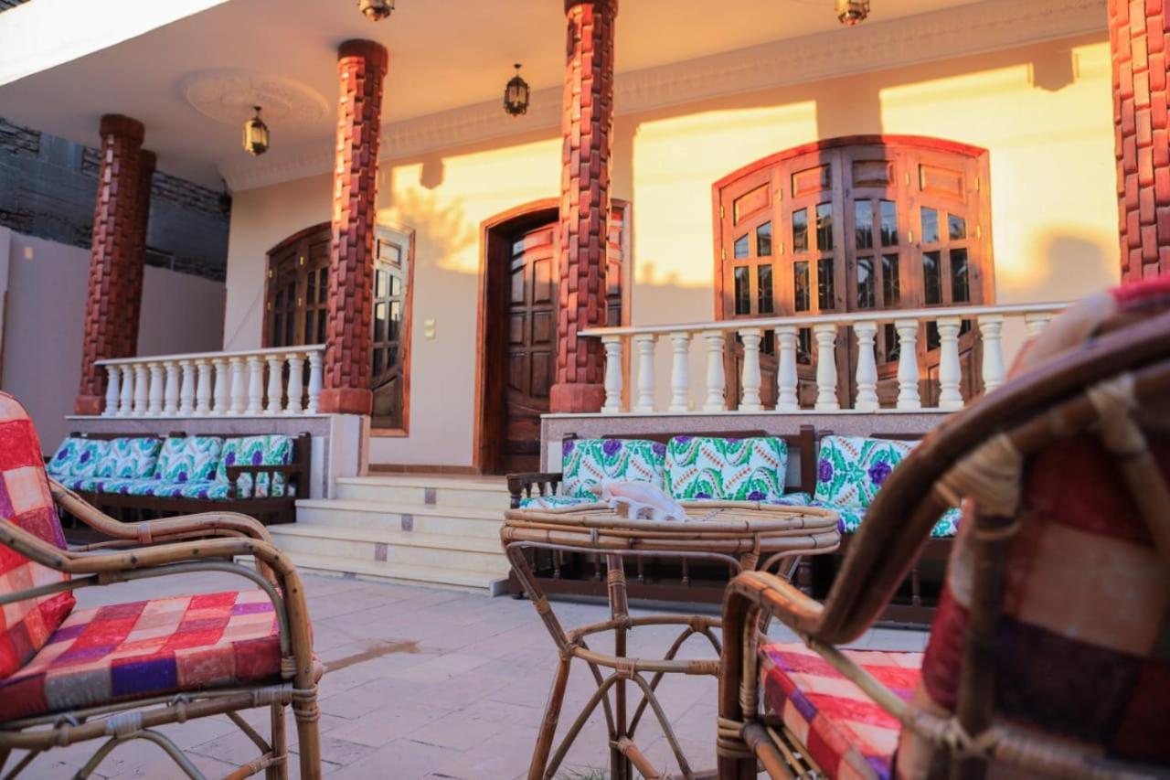 Tomorrow Land Villa Luxor Luaran gambar